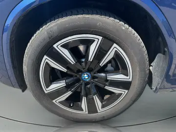 BMW iX3 M SPORT DAB LED WLAN Parkassistent Shz