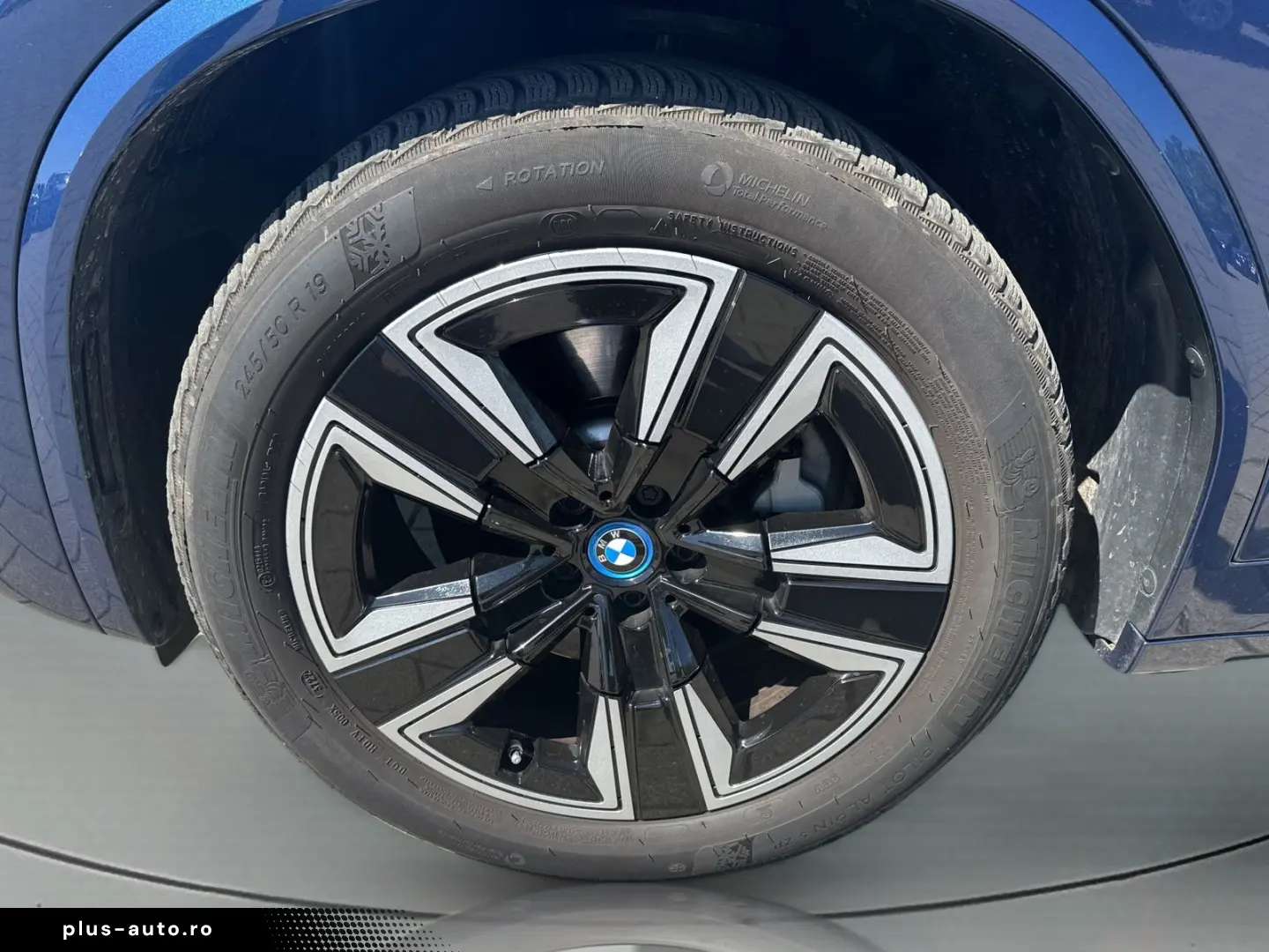 BMW iX3 M SPORT DAB LED WLAN Parkassistent Shz