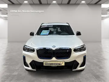BMW iX3 M Sport Sportsitze adapt. Fahrwerk Ambient L