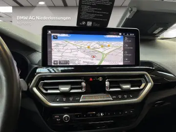 BMW iX3 M Sport Sportsitze adapt. Fahrwerk Ambient L