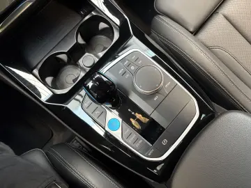 BMW iX3 M Sport Sportsitze adapt. Fahrwerk Ambient L