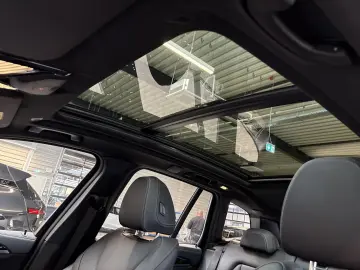 BMW iX3 M Sport Sportsitze adapt. Fahrwerk Ambient L