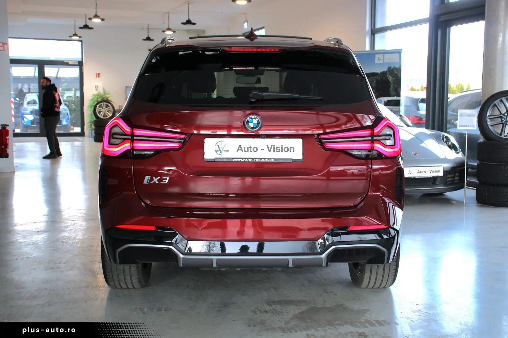 BMW iX3 M Sport (G08)  A-LED SHZ LHZ Memory KAM