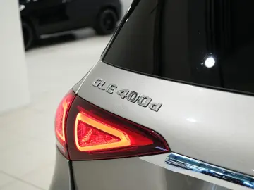 MERCEDES-BENZ GLE 400d