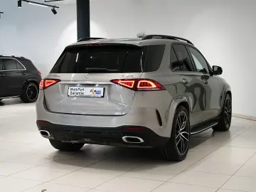 MERCEDES-BENZ GLE 400d