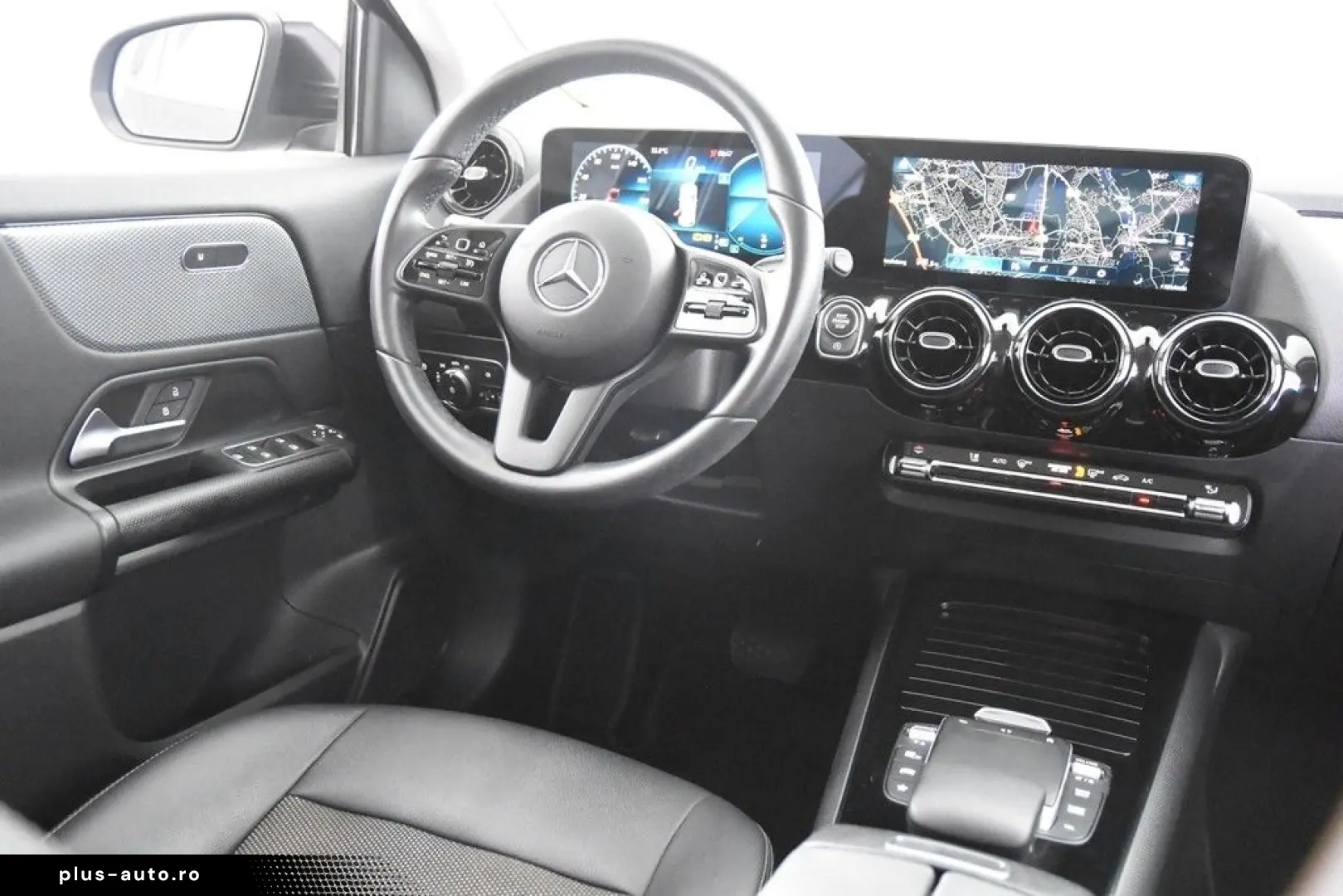 MERCEDES-BENZ GLA 180