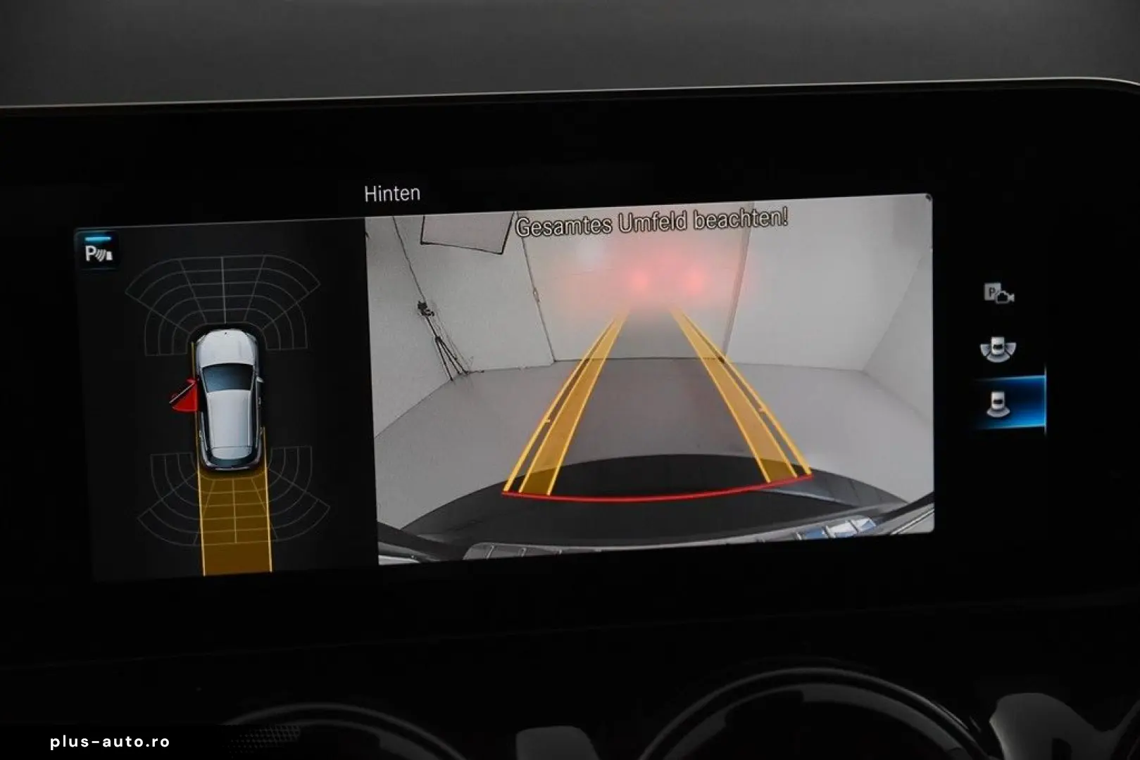 MERCEDES-BENZ GLA 180