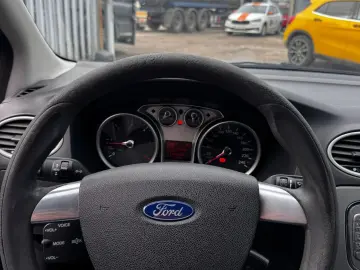 Ford Focus 2009 1.6L Diesel