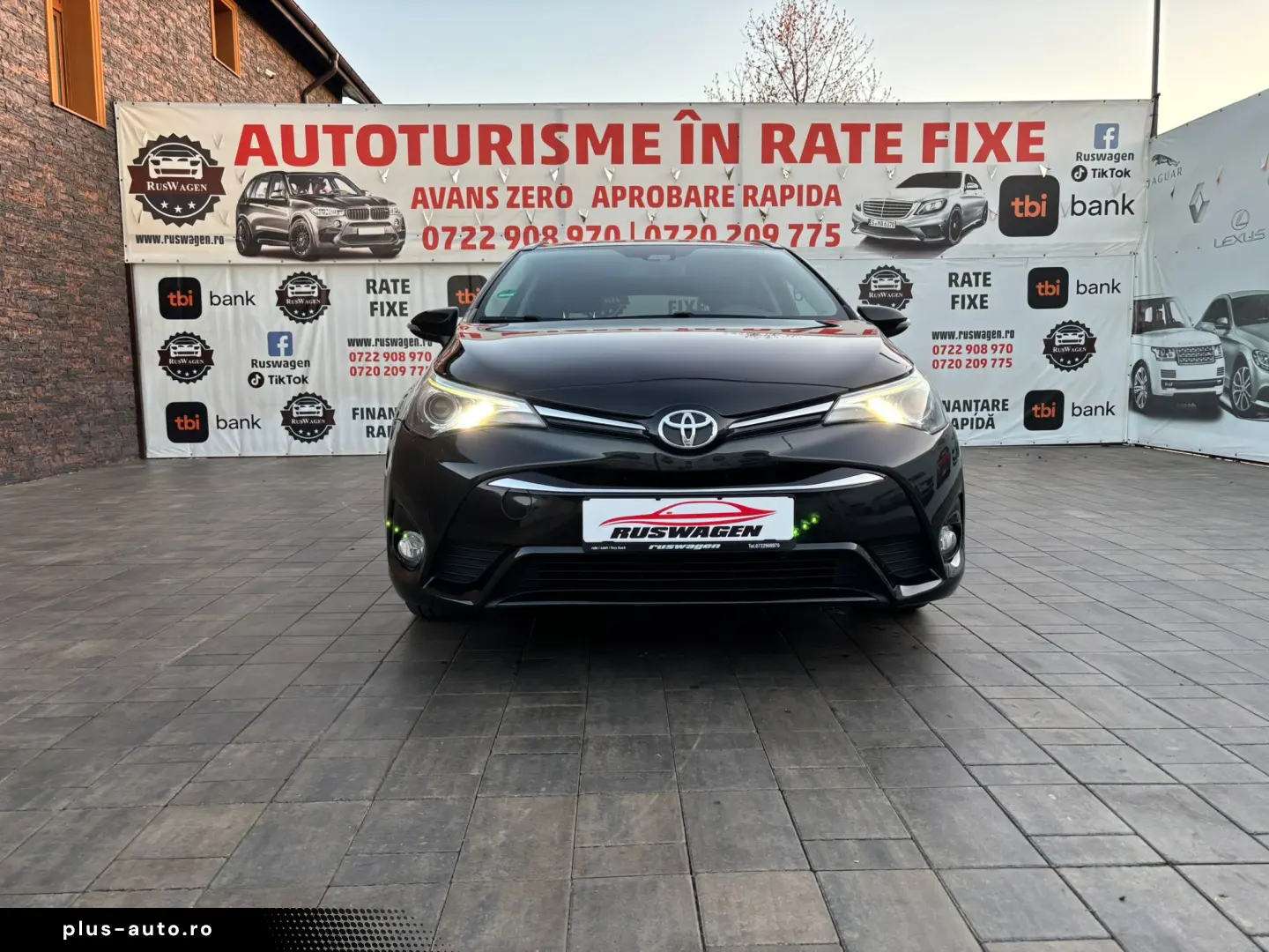 TOYOTA AVENSIS 2015 11