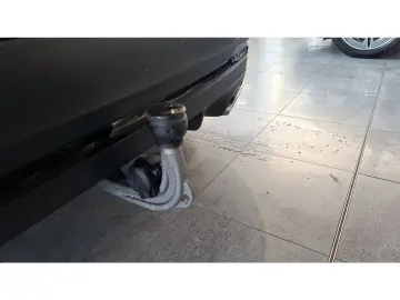 MERCEDES-BENZ GLA 200 AMG