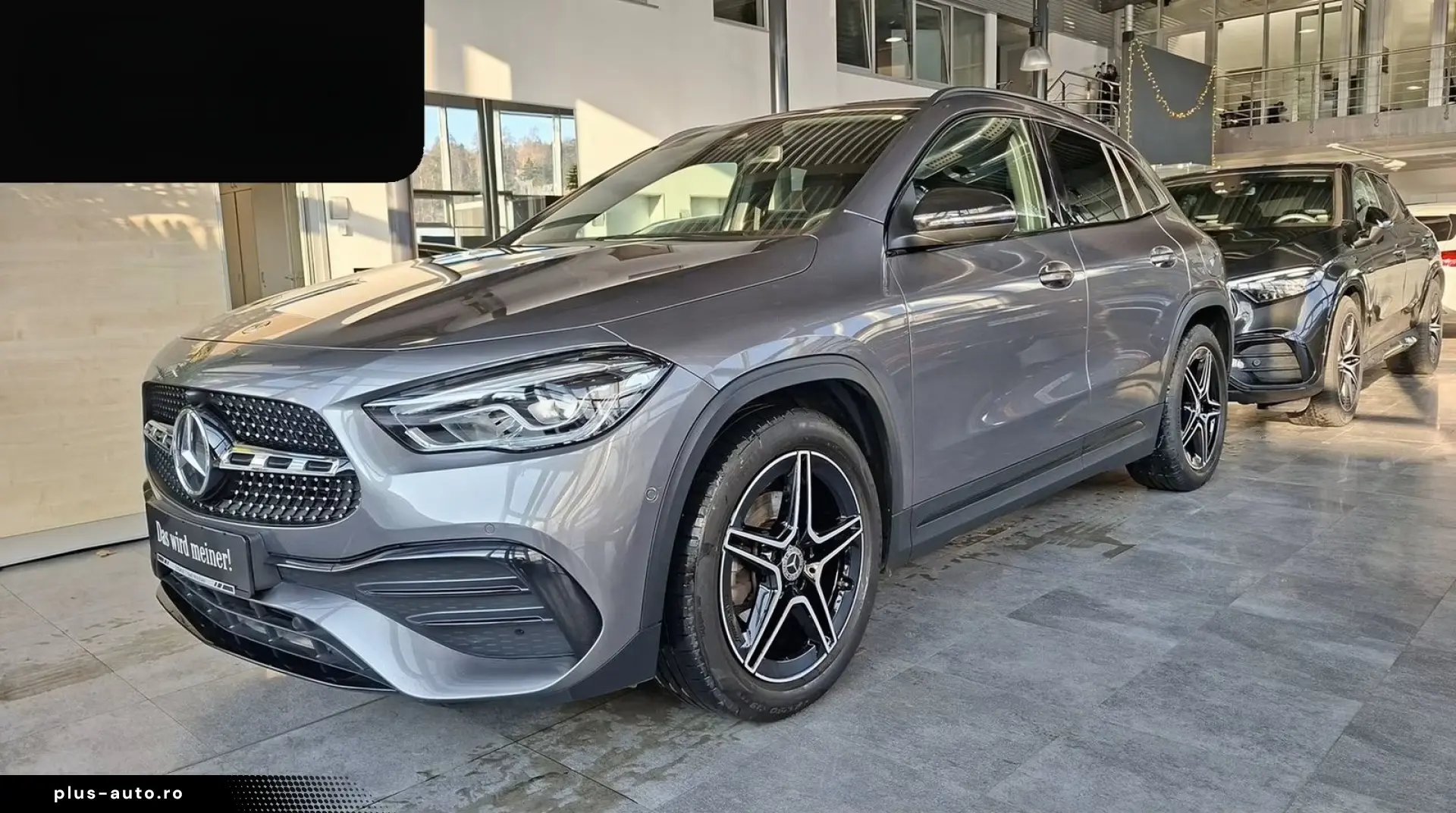 MERCEDES-BENZ GLA 200 AMG
