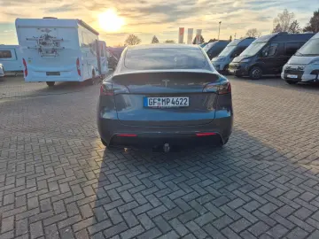TESLA Model Y 2023 Europe - Anhängerkupplung
