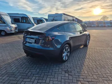 TESLA Model Y 2023 Europe - Anhängerkupplung