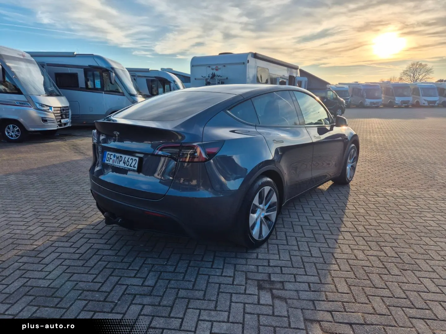 TESLA Model Y 2023 Europe - Anhängerkupplung