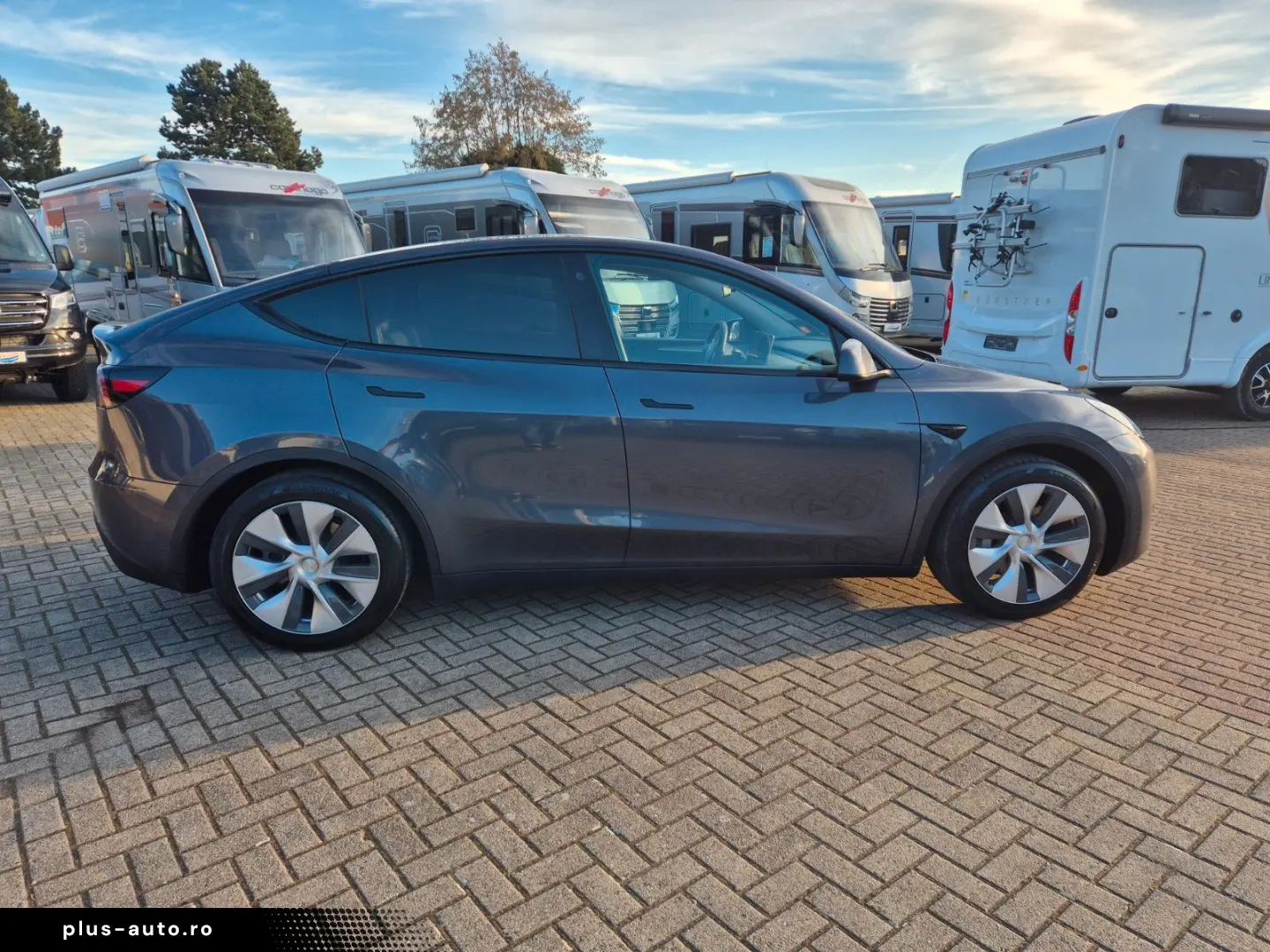 TESLA Model Y 2023 Europe - Anhängerkupplung