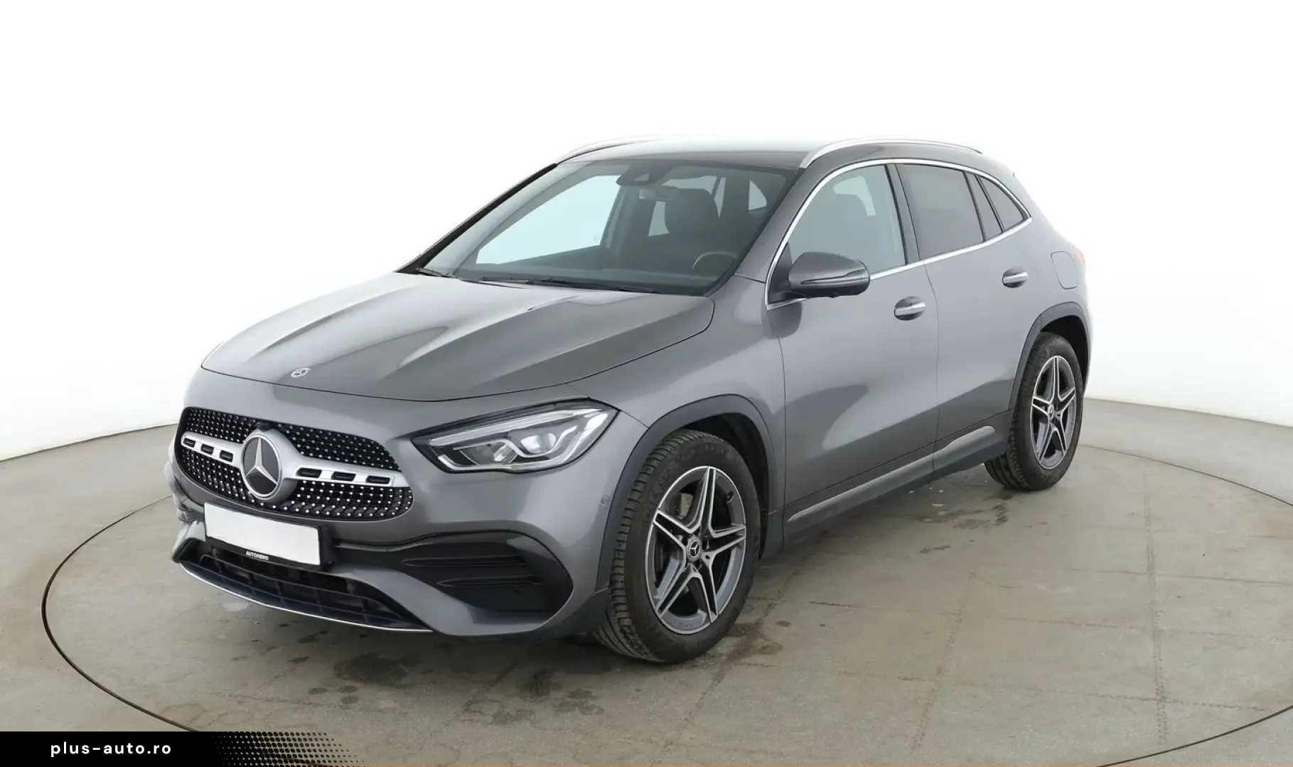 MERCEDES-BENZ GLA 200