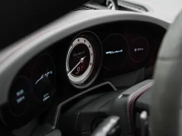 PORSCHE 992 Turbo S Cabriolet   Aero   Inno   PDCC