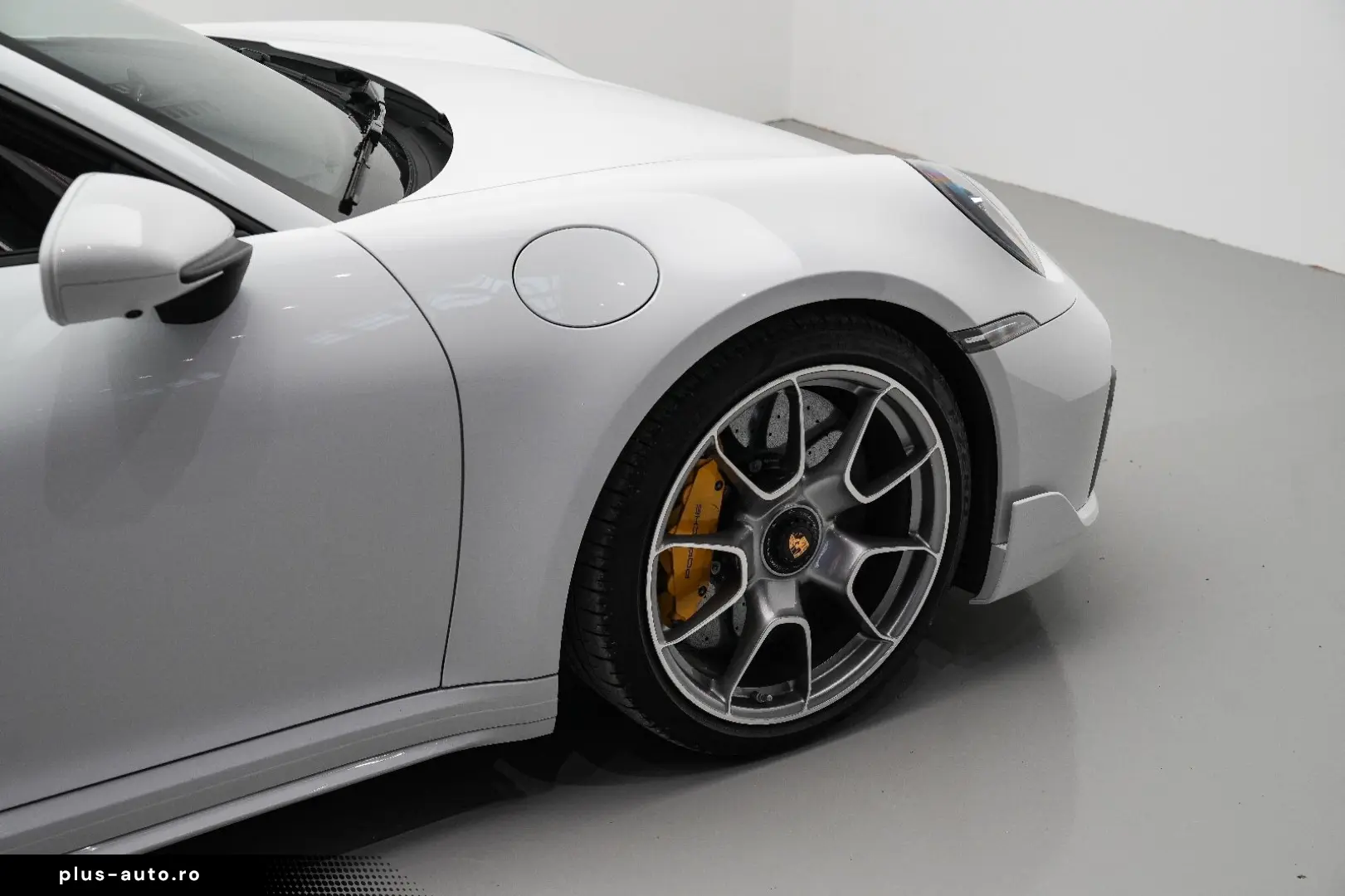 PORSCHE 992 Turbo S Cabriolet   Aero   Inno   PDCC