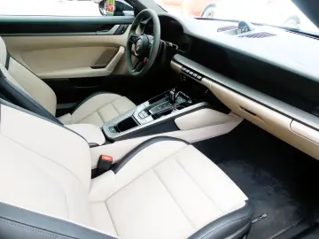 PORSCHE 911 Carrera Chrono Sportabg. 360 LED Matrix Bose