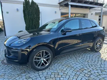 PORSCHE Macan Approved Panorama LED BOSE CarPlay 20