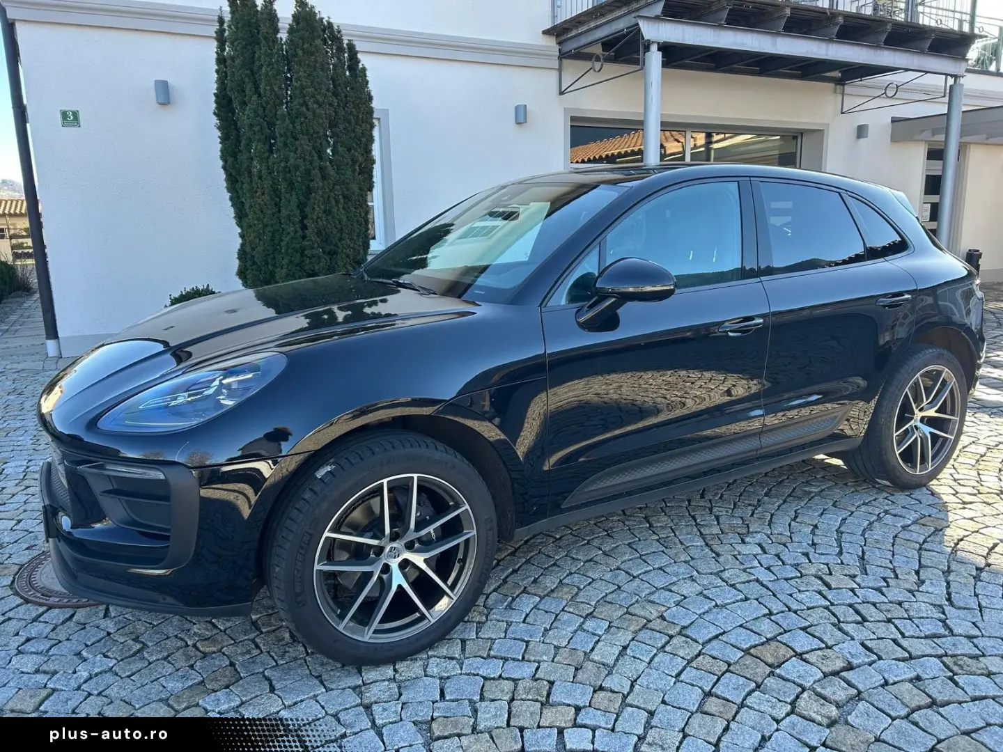 PORSCHE Macan Approved Panorama LED BOSE CarPlay 20