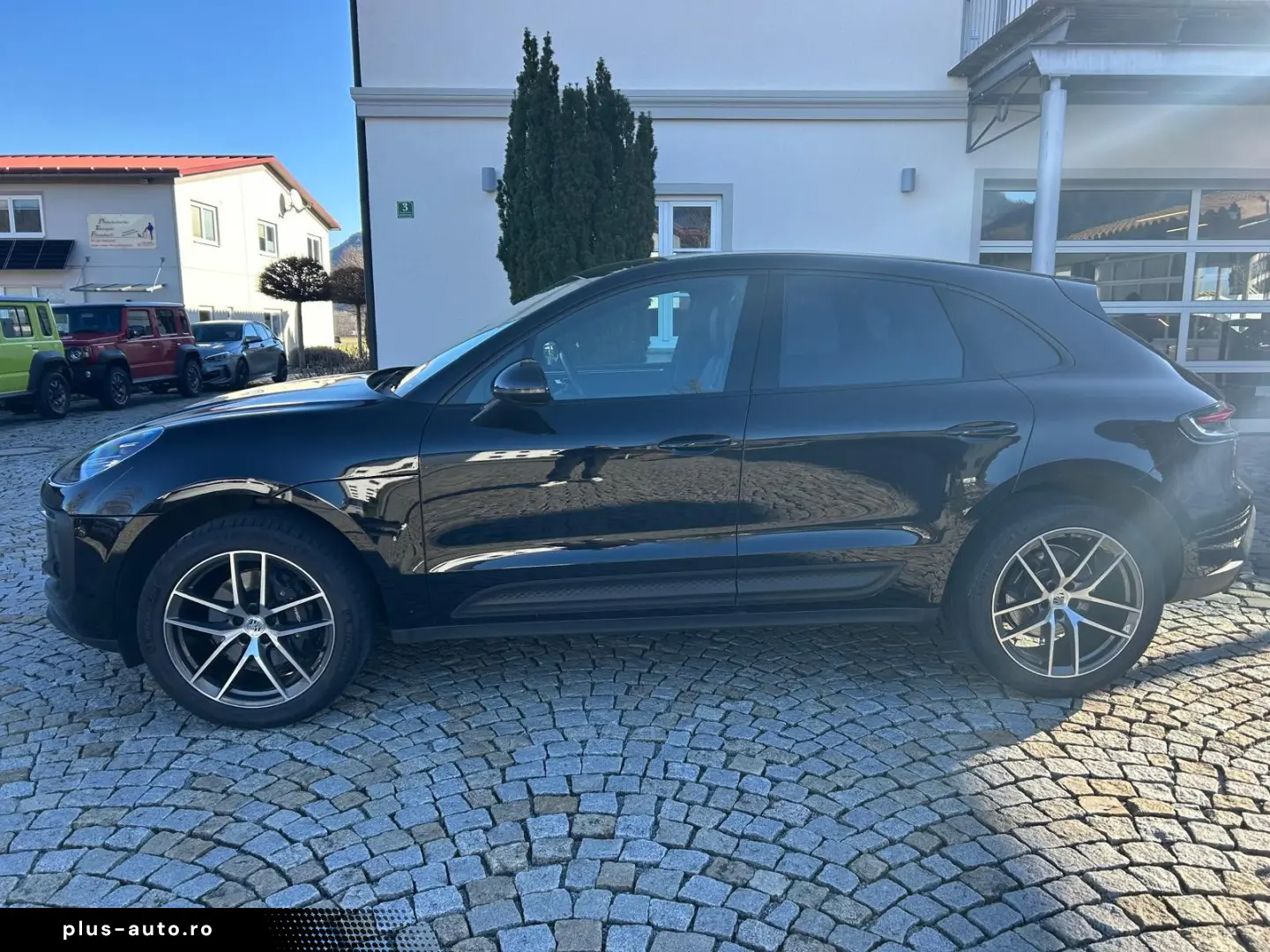 PORSCHE Macan Approved Panorama LED BOSE CarPlay 20