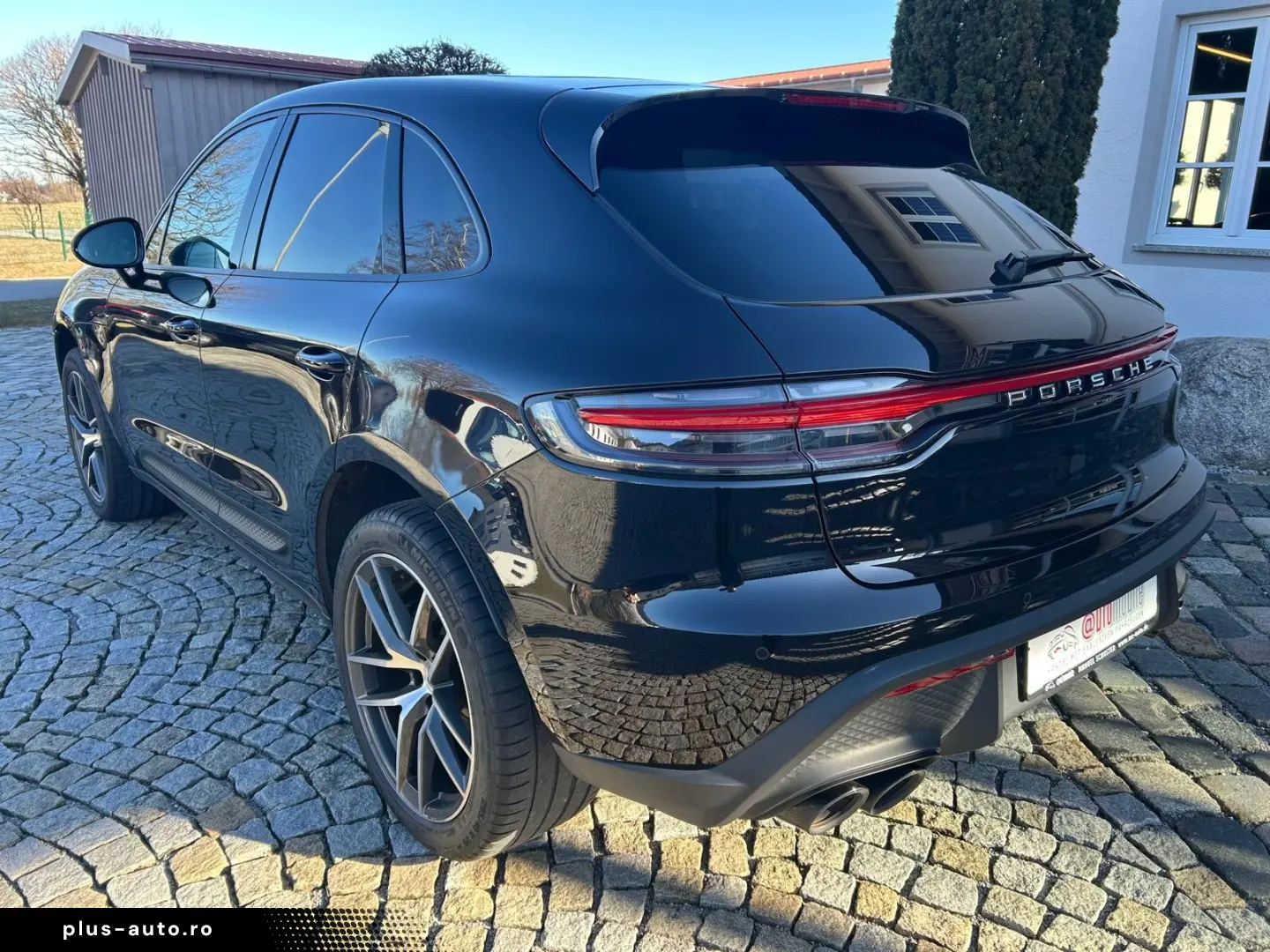 PORSCHE Macan Approved Panorama LED BOSE CarPlay 20