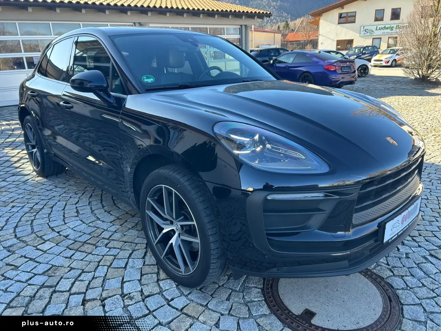 PORSCHE Macan Approved Panorama LED BOSE CarPlay 20
