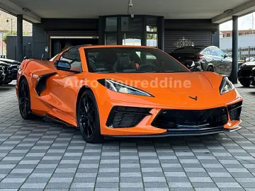 CORVETTE C8 6.2 V8 Stingray 3LT Coupe Targa Deutsch Voll