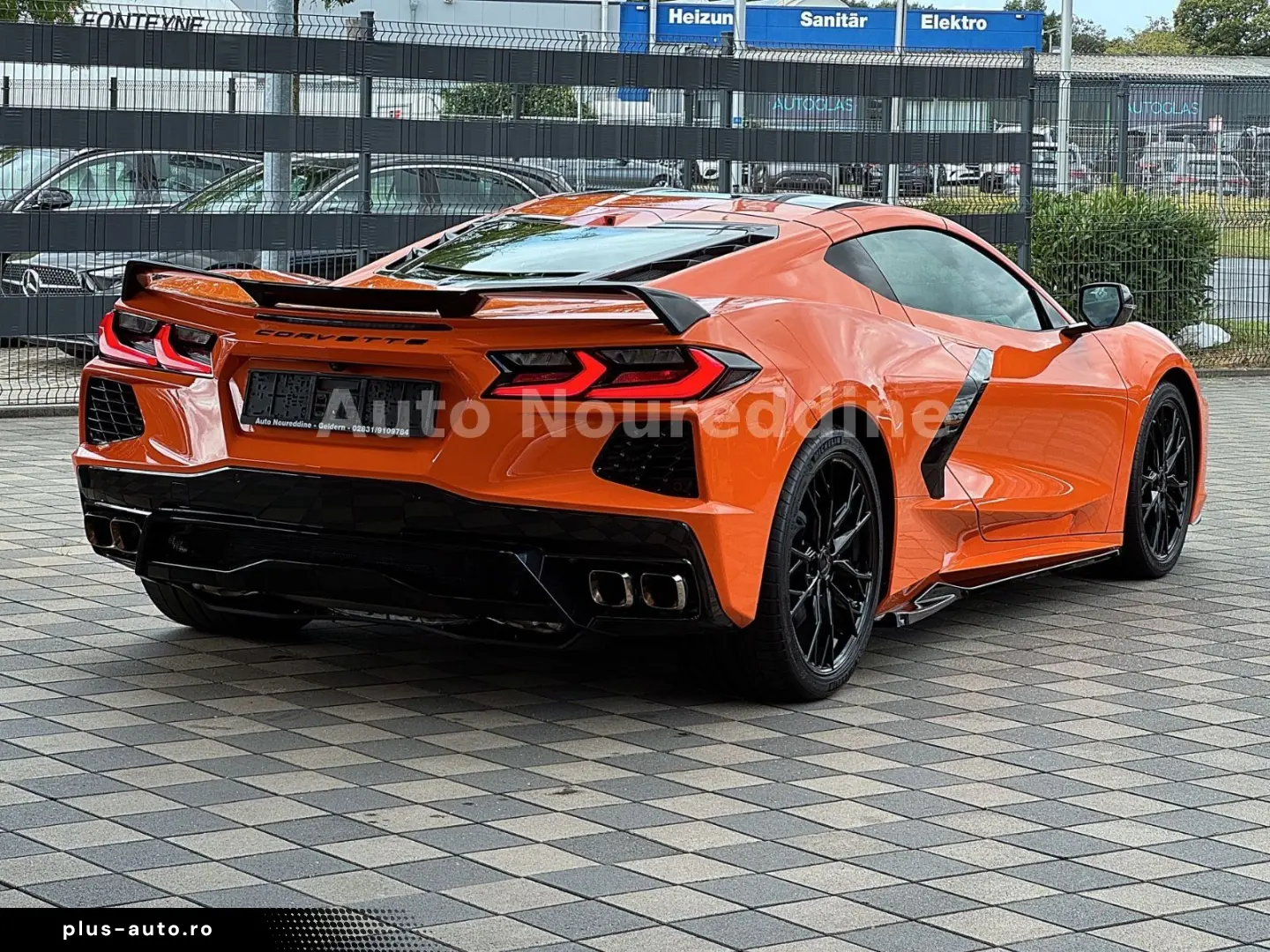 CORVETTE C8 6.2 V8 Stingray 3LT Coupe Targa Deutsch Voll