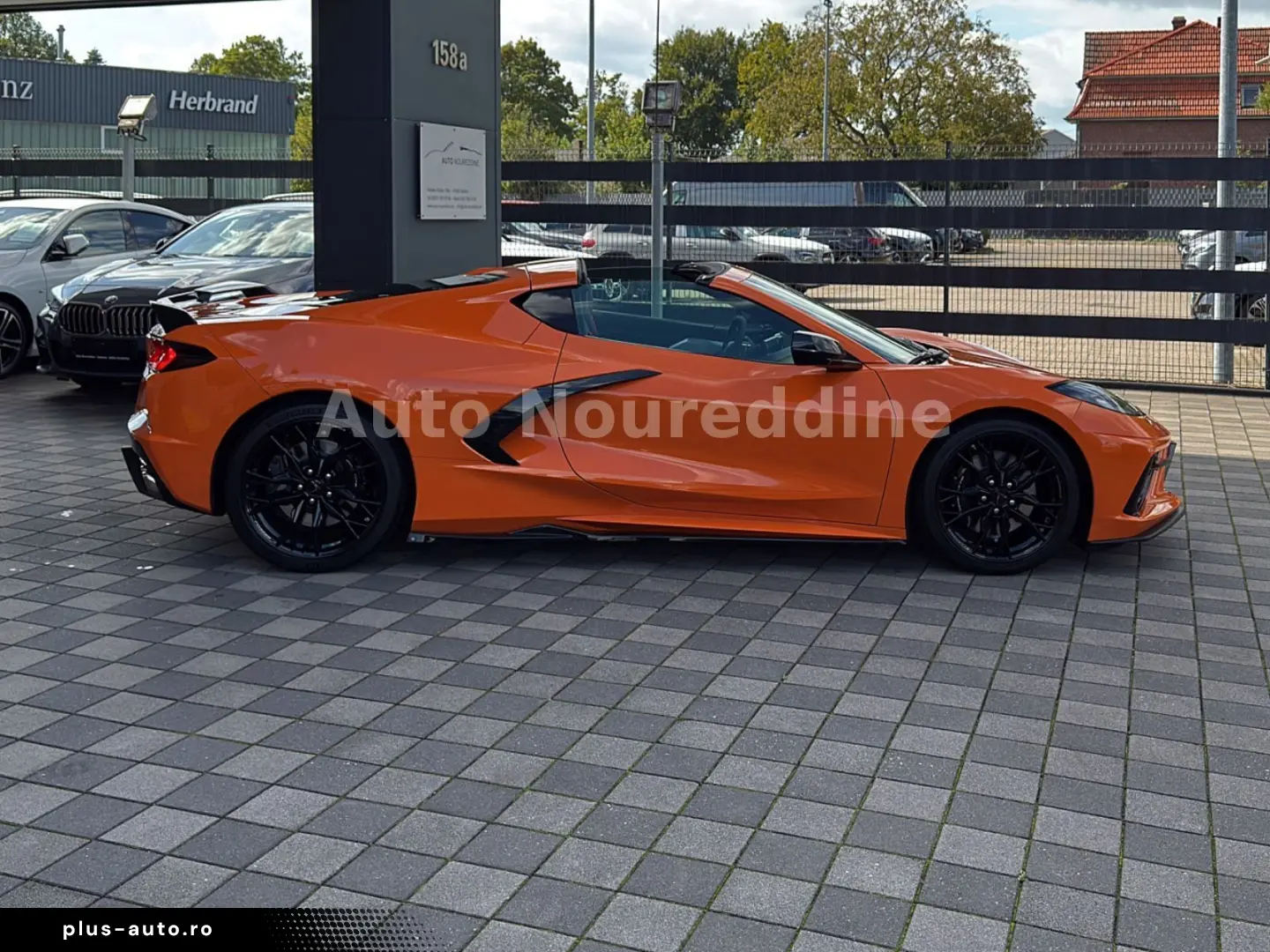 CORVETTE C8 6.2 V8 Stingray 3LT Coupe Targa Deutsch Voll