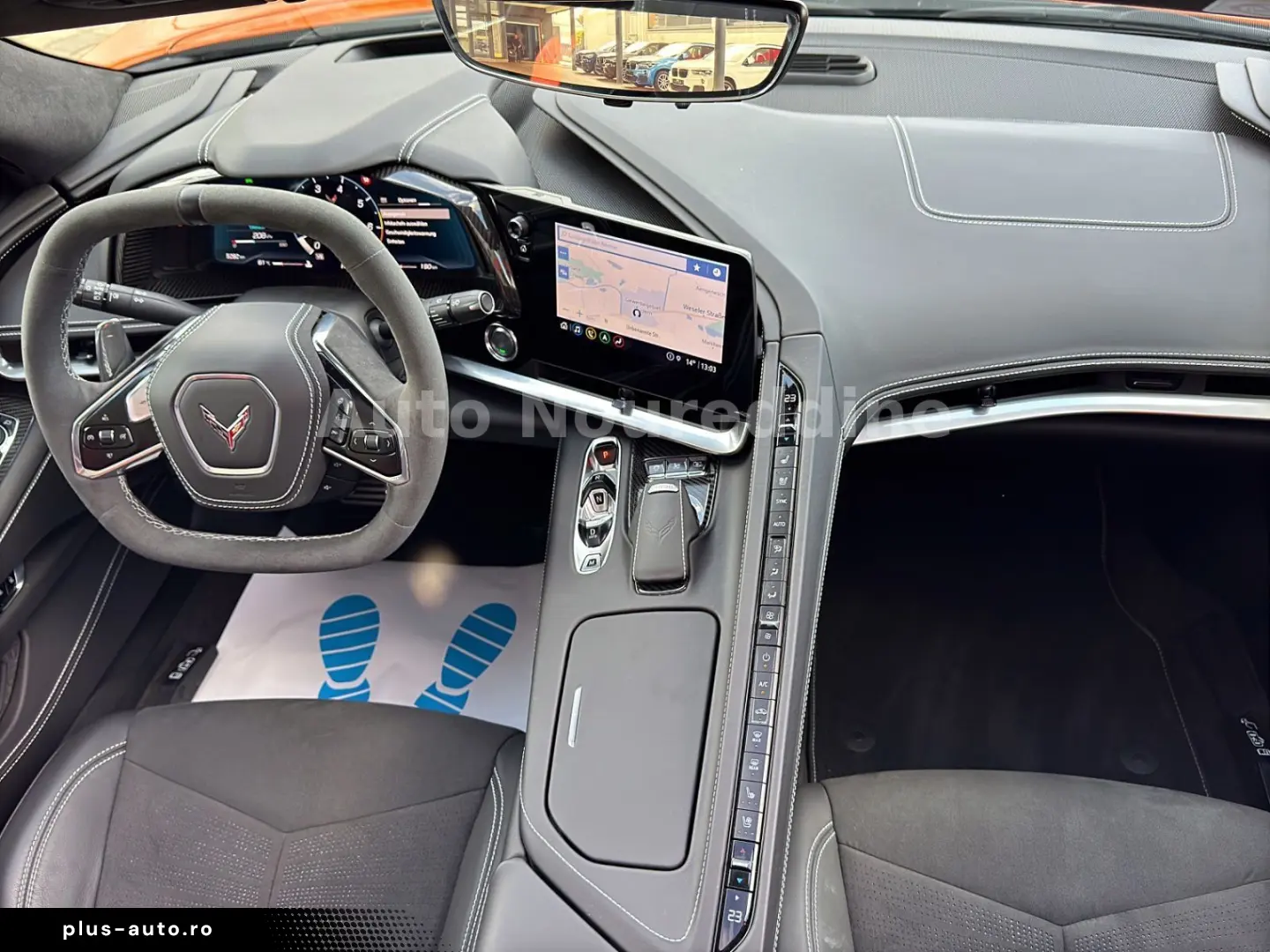 CORVETTE C8 6.2 V8 Stingray 3LT Coupe Targa Deutsch Voll