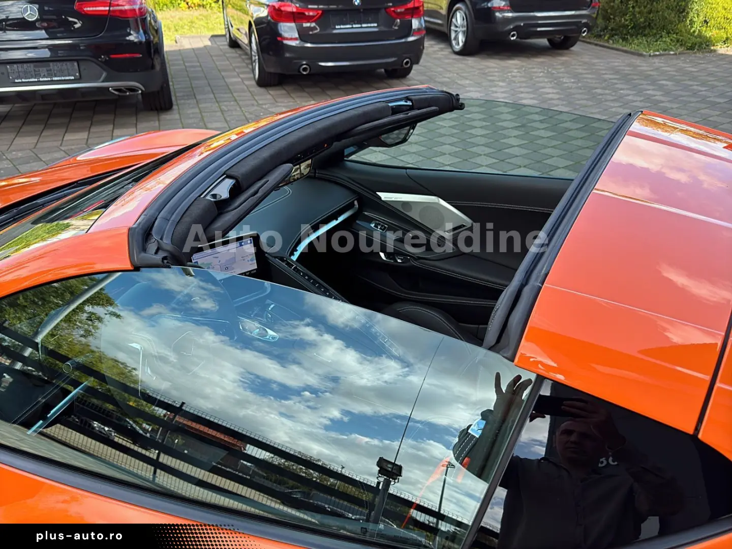 CORVETTE C8 6.2 V8 Stingray 3LT Coupe Targa Deutsch Voll