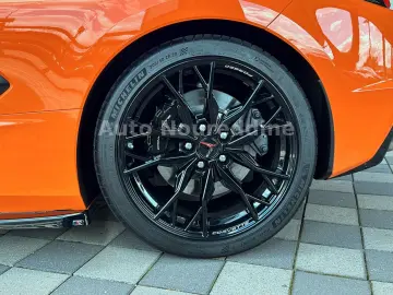 CORVETTE C8 6.2 V8 Stingray 3LT Coupe Targa Deutsch Voll