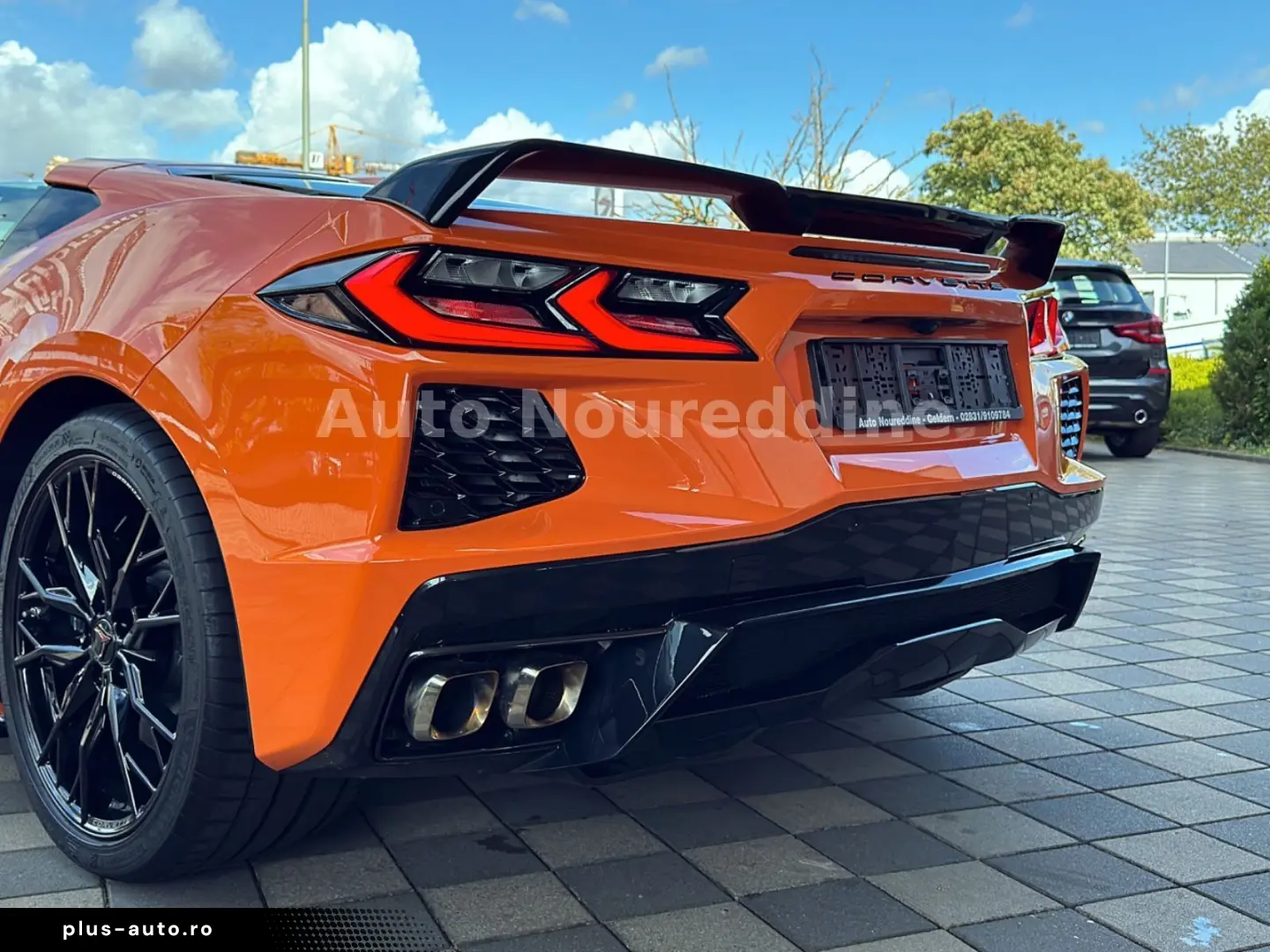 CORVETTE C8 6.2 V8 Stingray 3LT Coupe Targa Deutsch Voll