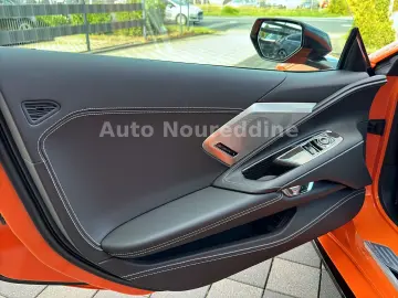 CORVETTE C8 6.2 V8 Stingray 3LT Coupe Targa Deutsch Voll