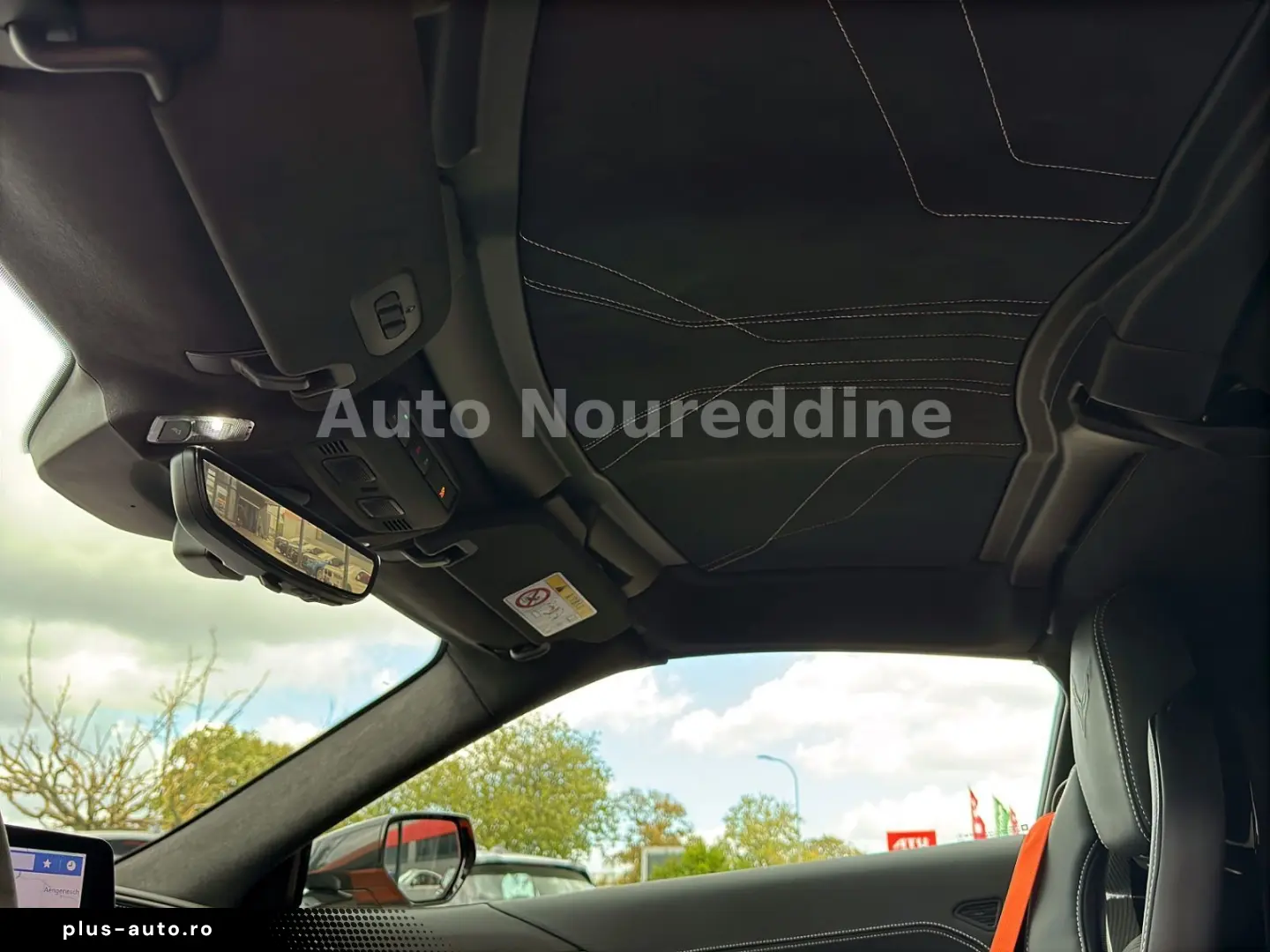 CORVETTE C8 6.2 V8 Stingray 3LT Coupe Targa Deutsch Voll