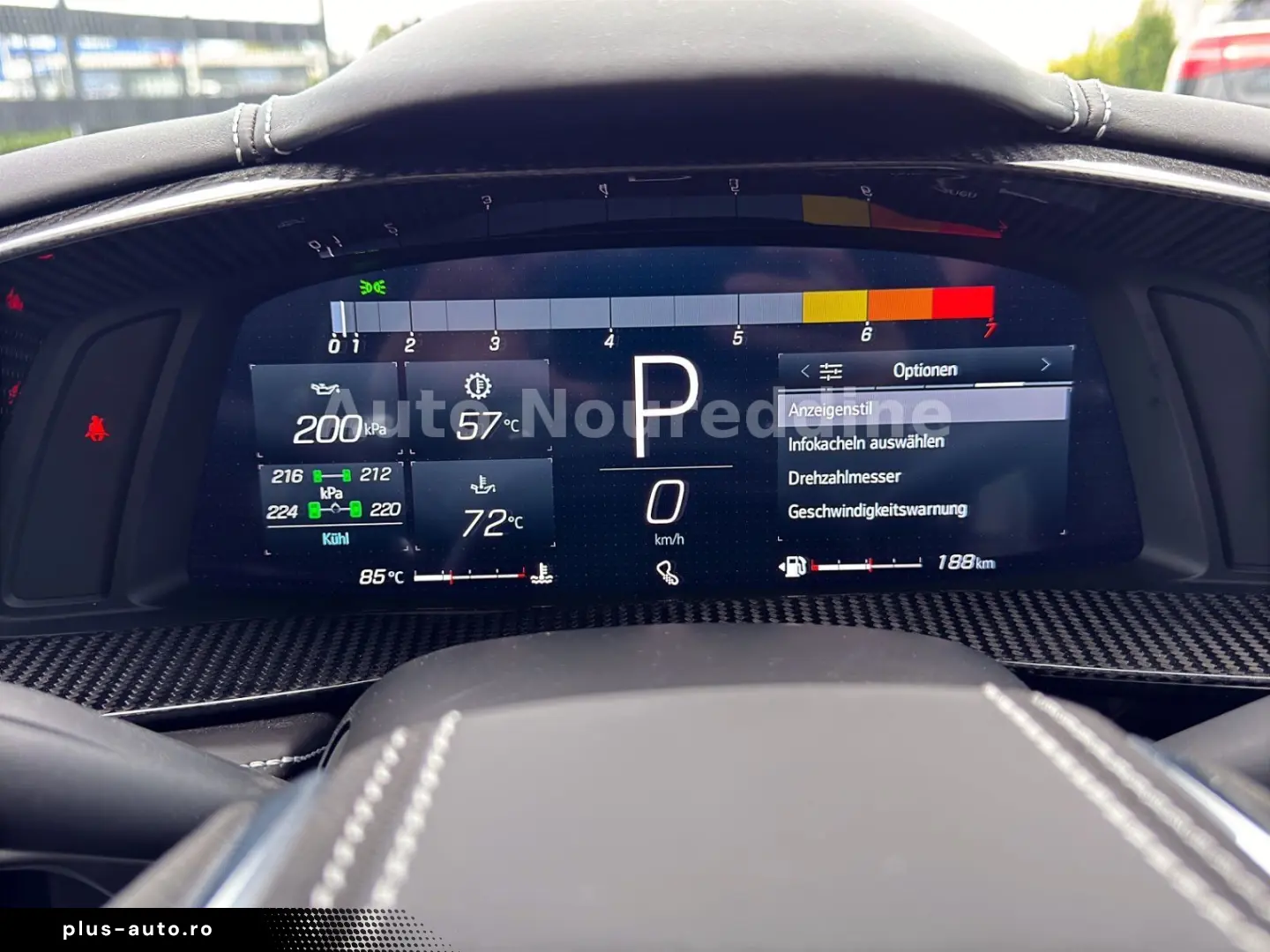 CORVETTE C8 6.2 V8 Stingray 3LT Coupe Targa Deutsch Voll