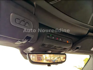 CORVETTE C8 6.2 V8 Stingray 3LT Coupe Targa Deutsch Voll