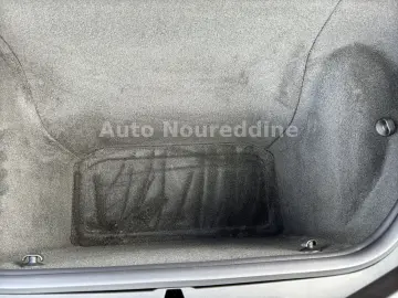 CORVETTE C8 6.2 V8 Stingray 3LT Coupe Targa Deutsch Voll