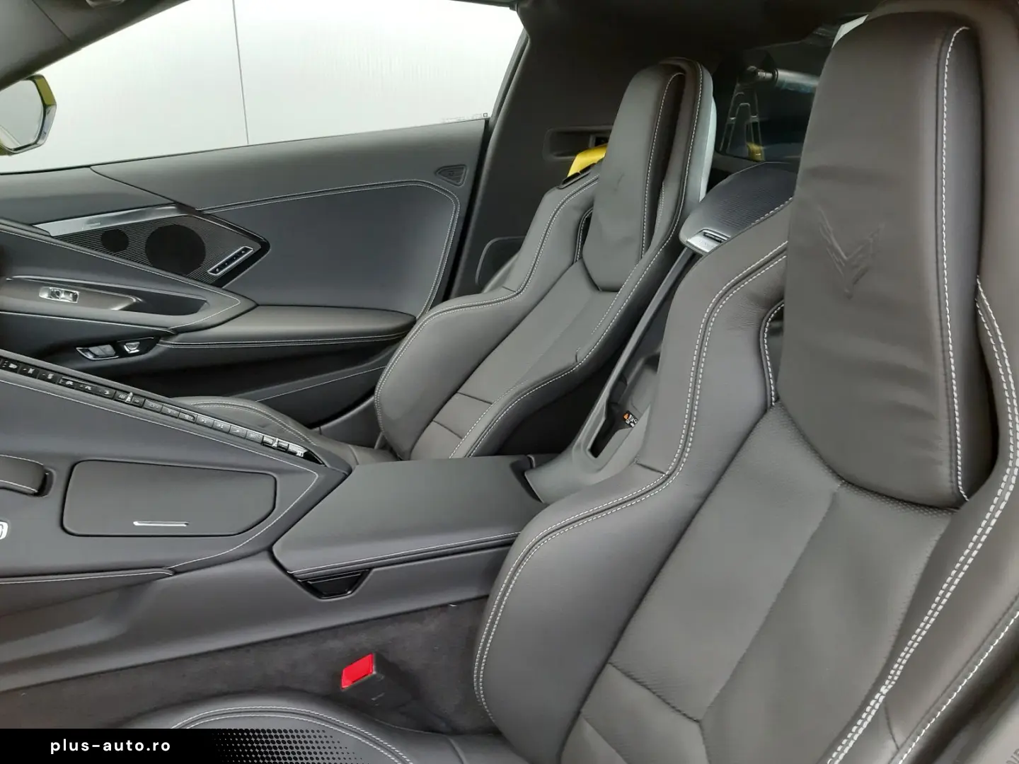 CORVETTE C8 Coupe 2LT 6.2V8 Magnetic Lift Europamodell