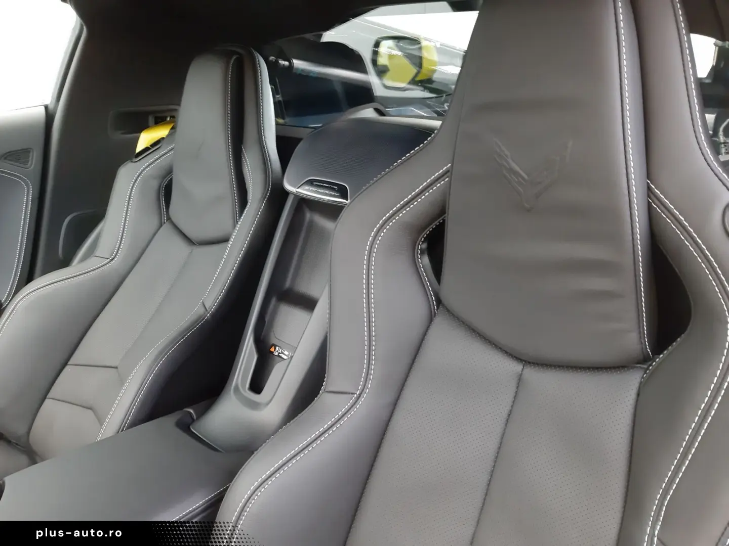 CORVETTE C8 Coupe 2LT 6.2V8 Magnetic Lift Europamodell