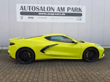 CORVETTE C8 Coupe 2LT 6.2V8 Magnetic Lift Europamodell