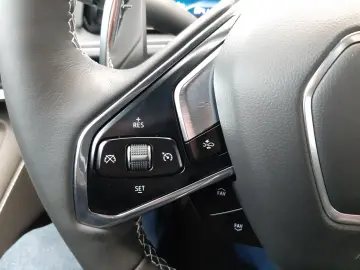 CORVETTE C8 Coupe 2LT 6.2V8 Magnetic Lift Europamodell