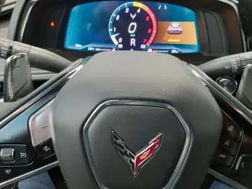 CORVETTE C8 Coupe 2LT 6.2V8 Magnetic Lift Europamodell