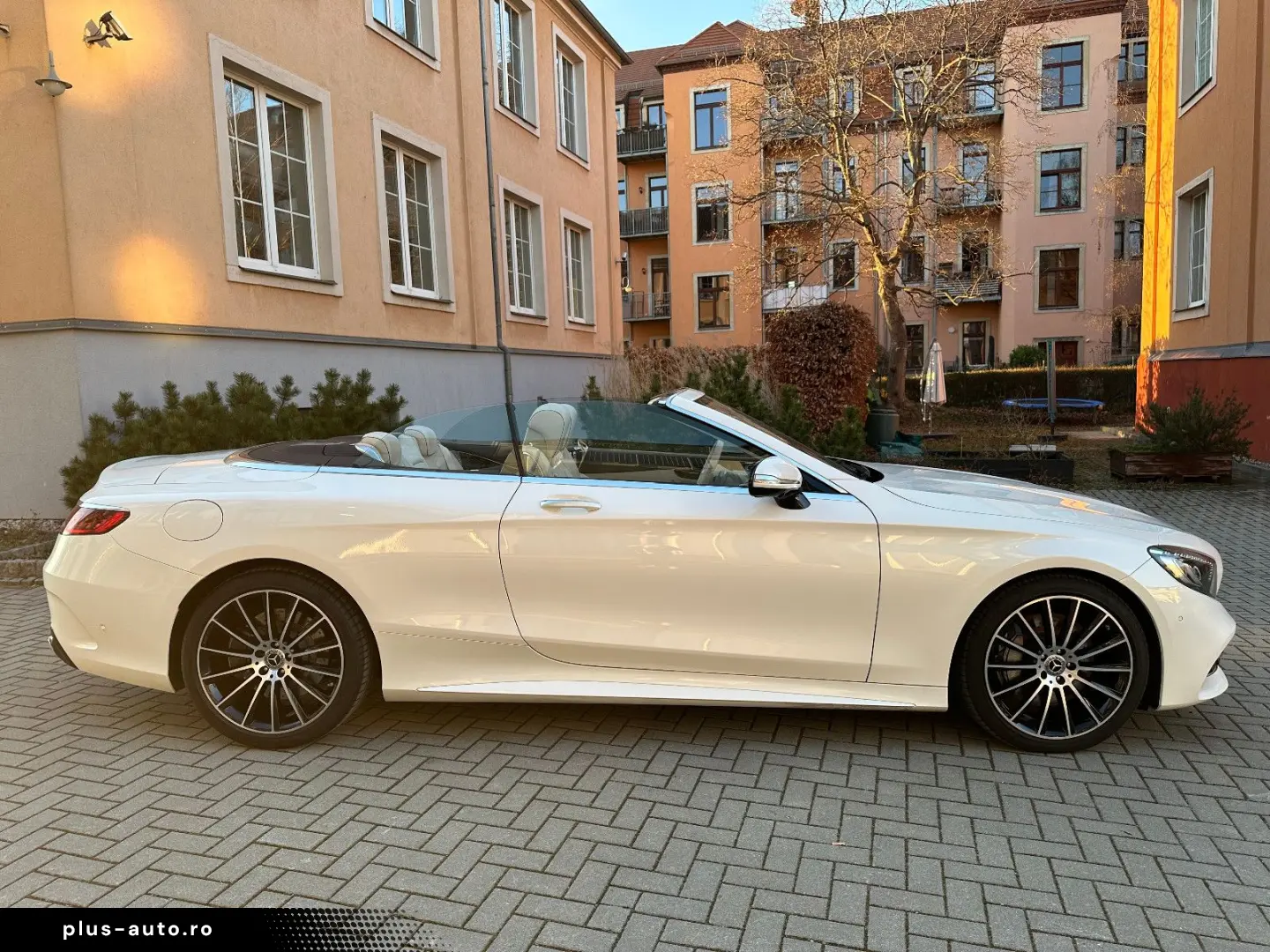 MERCEDES-BENZ S 560  Cabriolet AMG Swarovski Head-Up 360