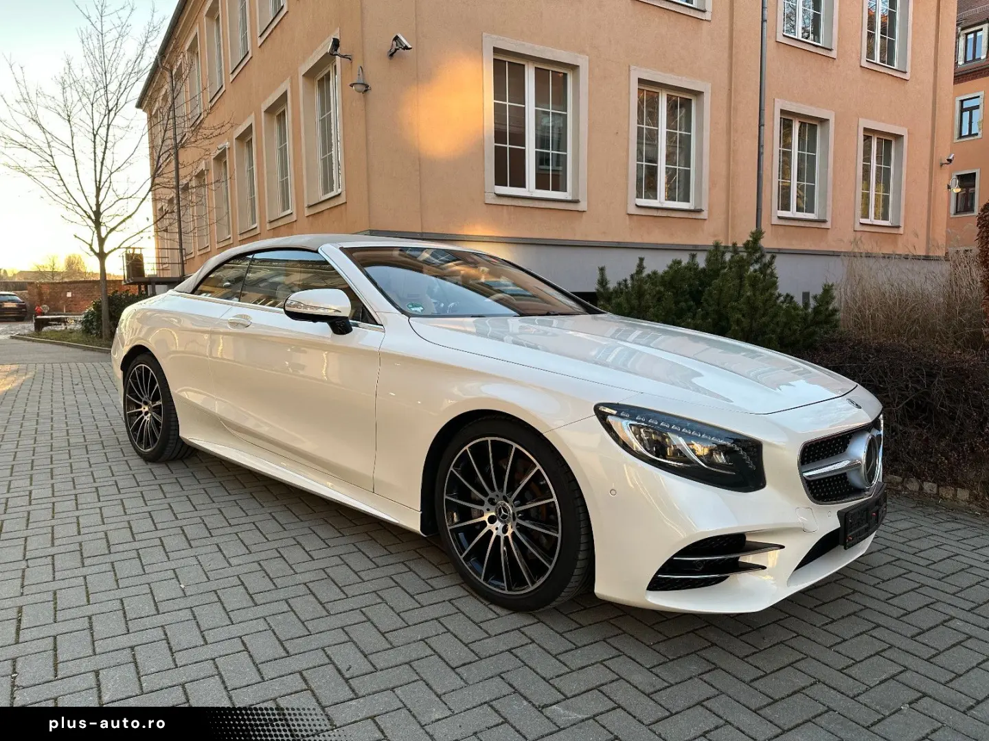 MERCEDES-BENZ S 560  Cabriolet AMG Swarovski Head-Up 360