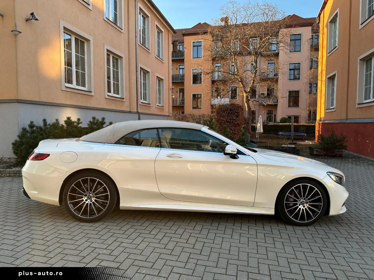 MERCEDES-BENZ S 560  Cabriolet AMG Swarovski Head-Up 360