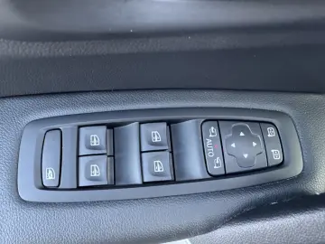 RENAULT Kadjar dCi 150 4WD Bose Edition 1Hd.Winterpaket