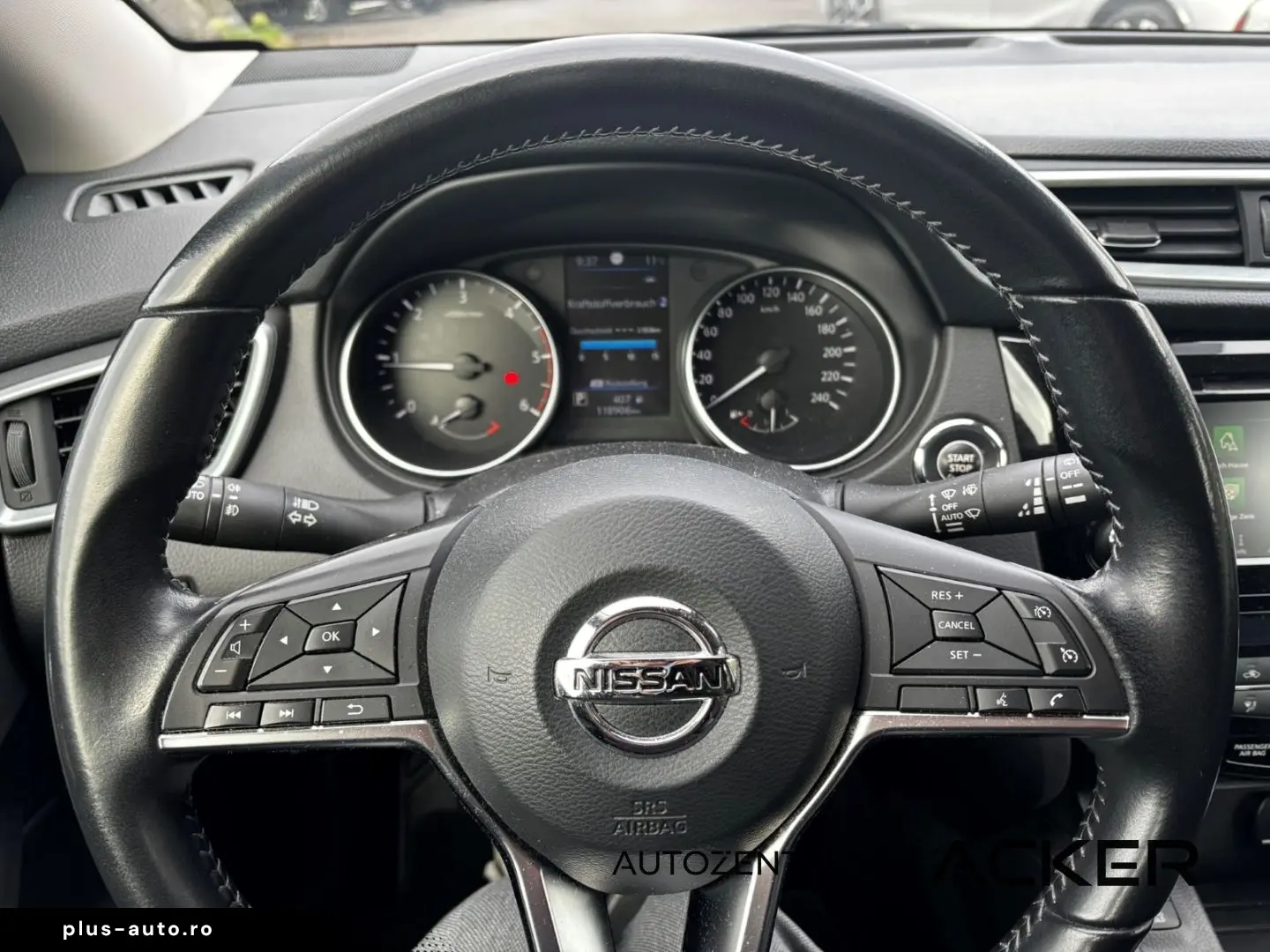 NISSAN Qashqai 1.7 dCi N-Connecta 4x4